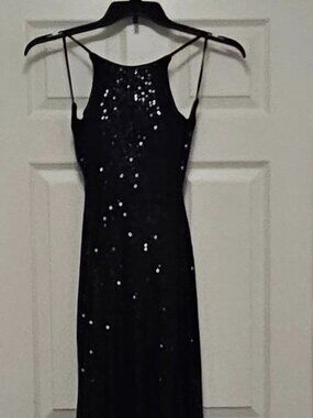 La Femme Black Sequin Gown – Size 2 – High Slit Formal Prom Dress